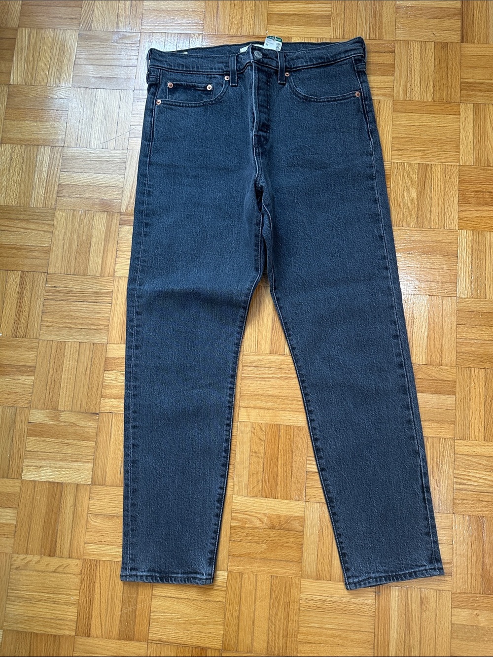 Levi's Women's Slim Straight Dark Black Wash Jeans